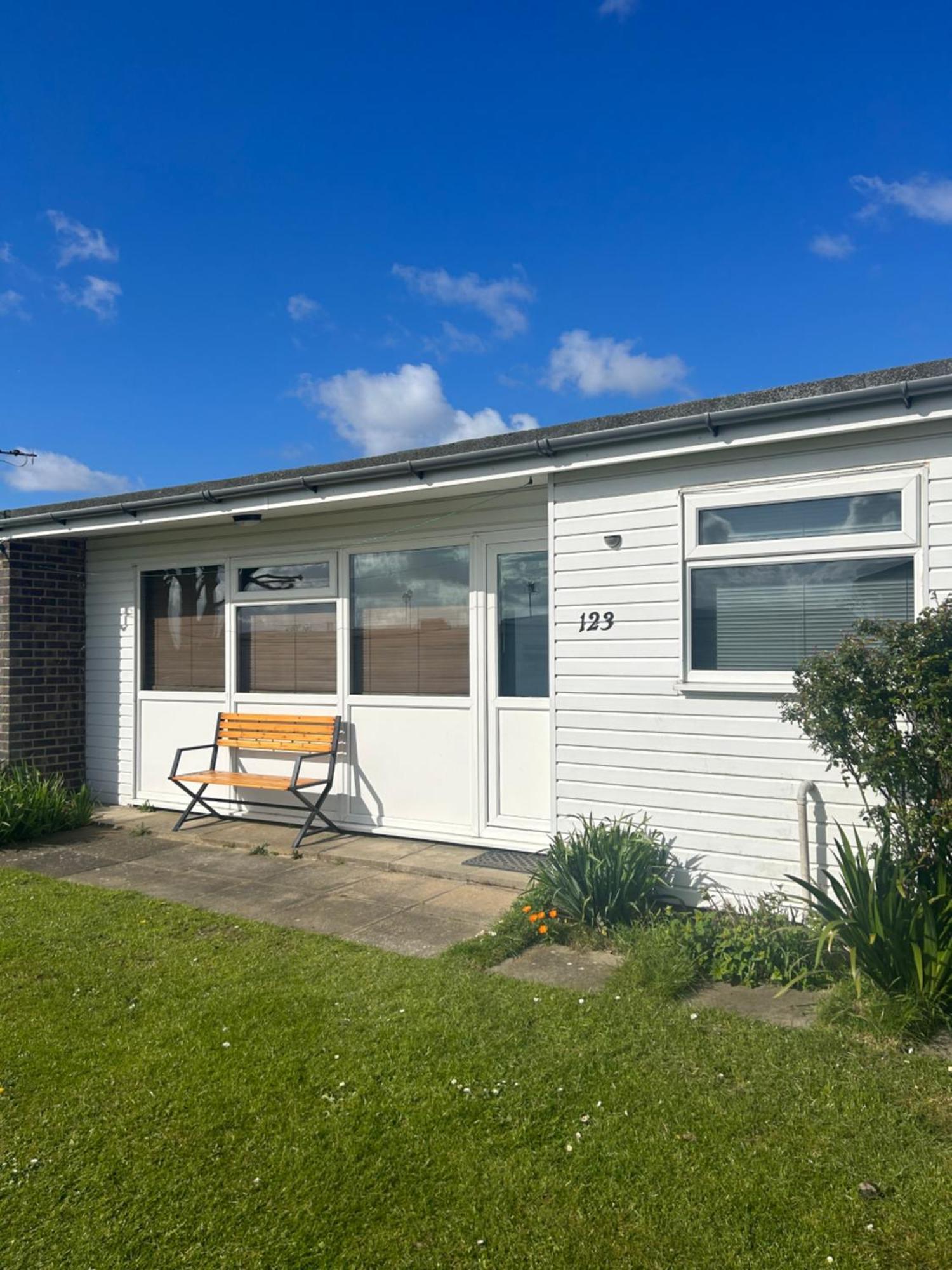 Seaside Holiday Chalet In Hemsby, Sleeps 6, Ensuite Exterior foto